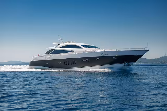 Motor Yacht Quantum